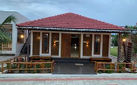 Love Green Resorts